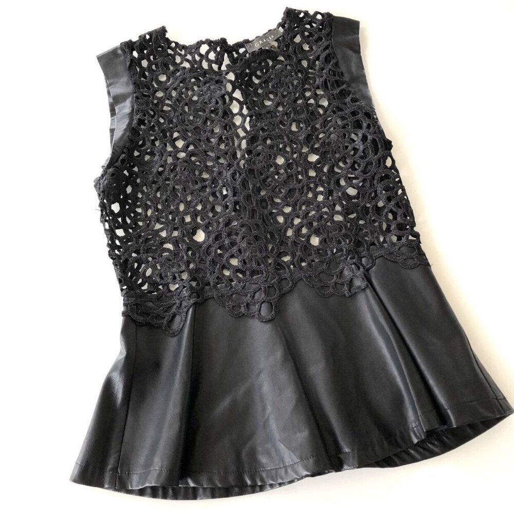 Gracia Womens Peplum Top